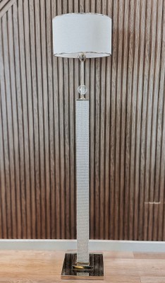 LAMPARA Frida de Pie Diamante