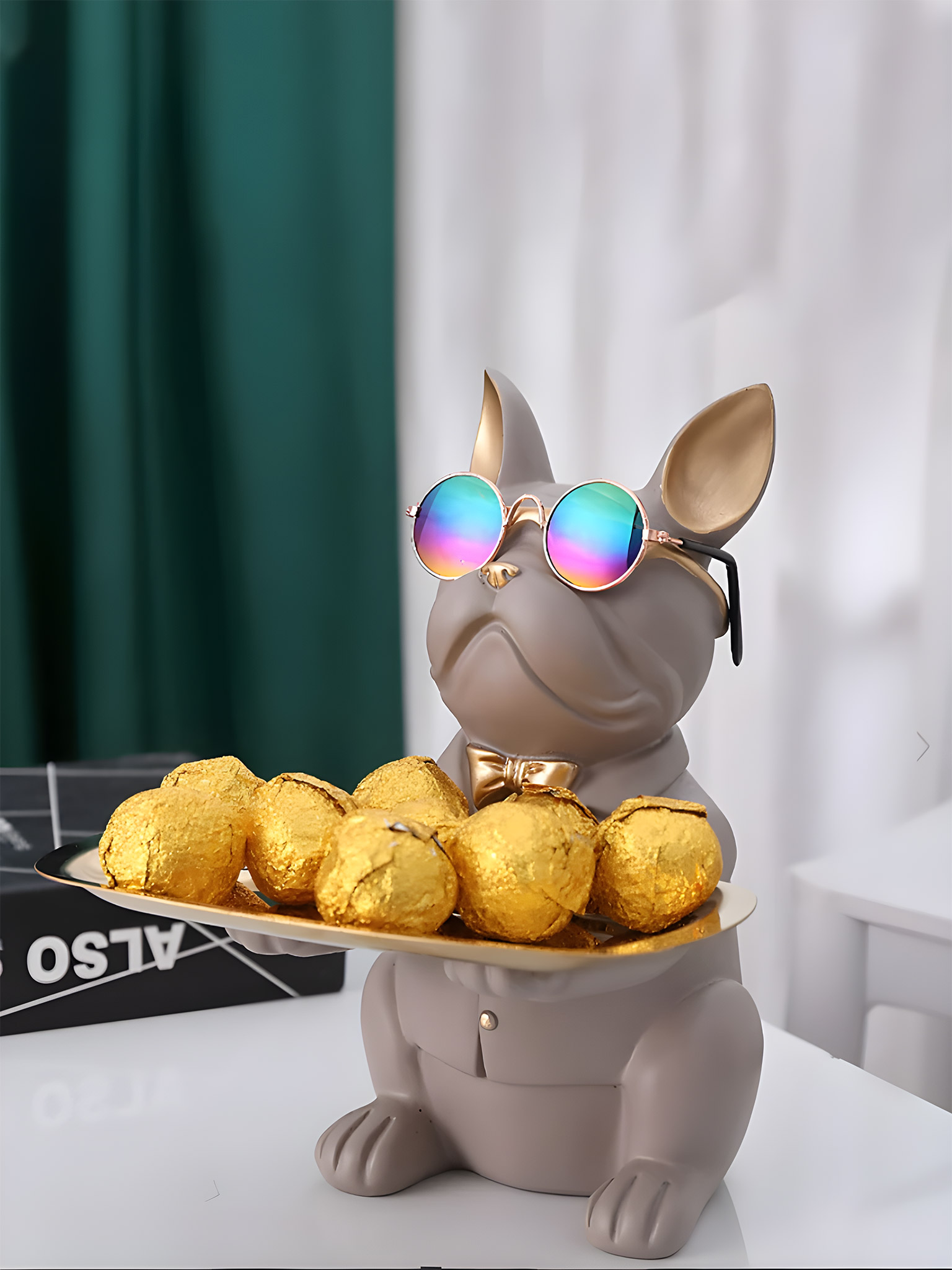 Bulldog Sit Beige